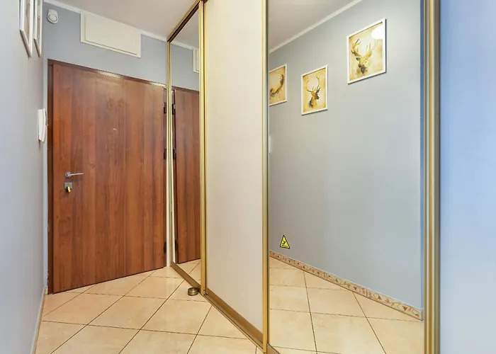 Comfortable Wojskowa By Renters *