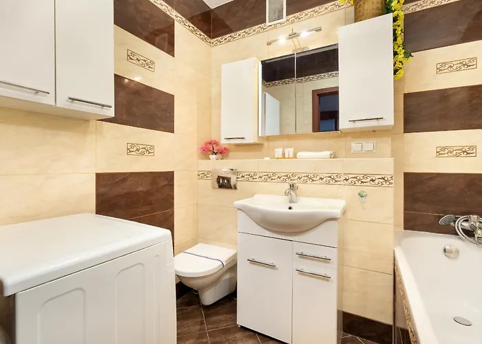 Comfortable Wojskowa By Renters Apartment