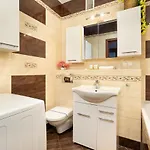 Comfortable Wojskowa By Renters Appartement